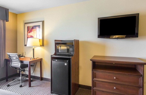 Madisonville Hotel | Comfort Inn And Suites