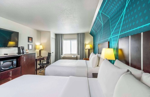 Yorkton Hotel | Comfort Inn And Suites