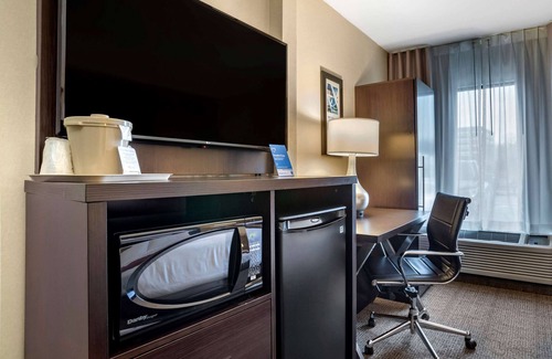 Parkville Hotel | Comfort Inn Baltimore East Towson