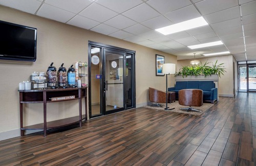 Parkville Hotel | Comfort Inn Baltimore East Towson