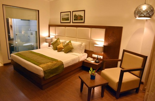 Vadodara Hotel | Comfort Inn Donil