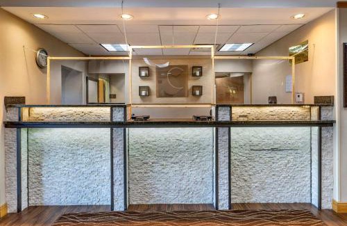 Central Business District Hotel | Comfort Inn Downtown - University Area