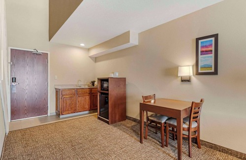 Lathrop Hotel | Comfort Inn Lathrop - Stockton Airport