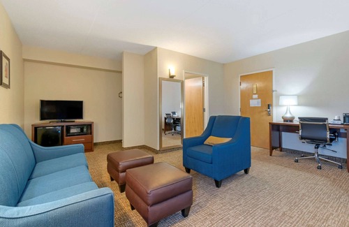 Mechanicsburg Hotel | Comfort Inn Mechanicsburg - Harrisburg South