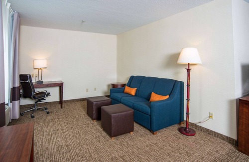 Naugatuck Hotel | Comfort Inn Naugatuck-Shelton, CT