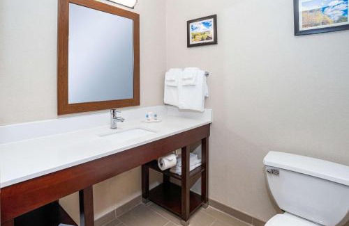 Naugatuck Hotel | Comfort Inn Naugatuck-Shelton, CT