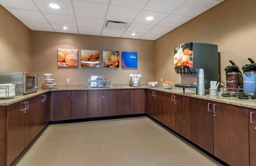 Carlisle Hotel | Comfort Inn PA Turnpike - 1-81