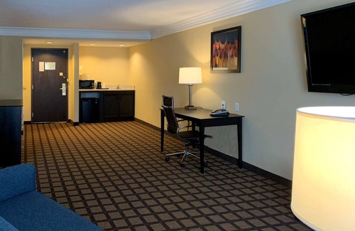 Oakdale Hotel | Comfort Inn Saint Paul East