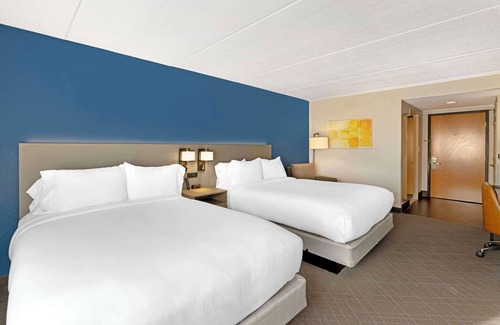 Arlington Heights Hotel | Comfort Inn & Suites Arlington Heights - Schaumburg