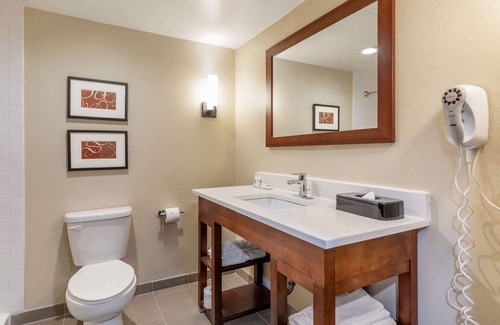 Aberdeen Hotel | Comfort Inn & Suites Aberdeen near APG