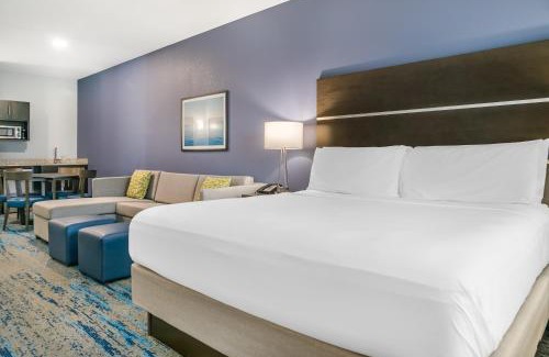 Adrian Hotel | Comfort Inn & Suites Adrian