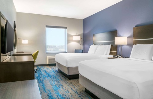 Adrian Hotel | Comfort Inn & Suites Adrian