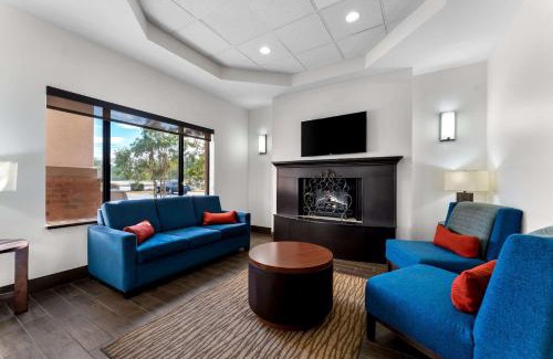 Augusta Hotel | Comfort Inn & Suites Augusta West Near Fort Eisenhower