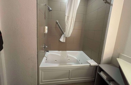 Burnet Hotel | Comfort Inn & Suites Burnet