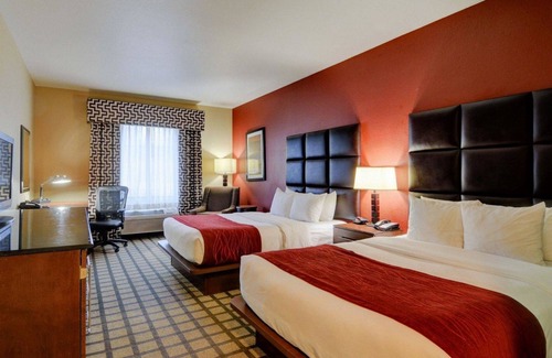 Fort Smith Hotel | Comfort Inn & Suites Fort Smith I-540
