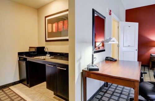 Fort Smith Hotel | Comfort Inn & Suites Fort Smith I-540
