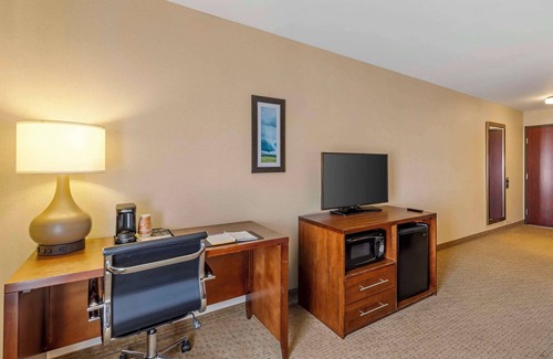 Gillette Hotel | Comfort Inn & Suites Gillette near Campbell Medical Center