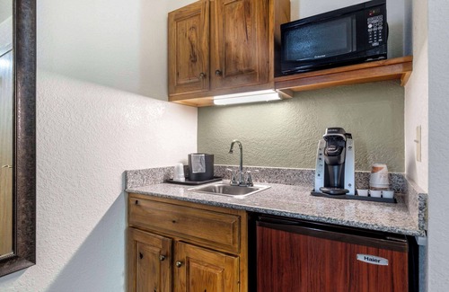 Keystone Hotel | Comfort Inn & Suites Mt. Rushmore