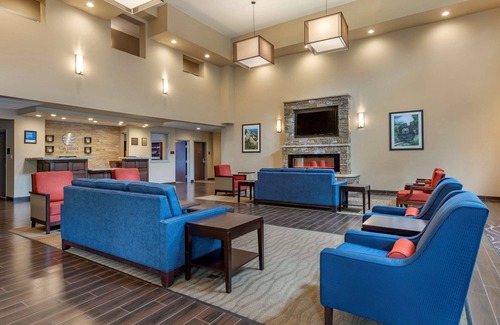 Hill City Hotel | Comfort Inn & Suites Near Mt. Rushmore
