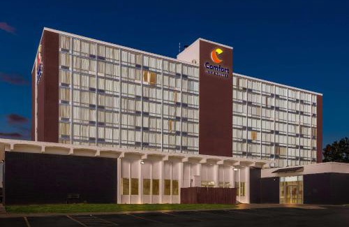 South Central Omaha Hotel | Comfort Inn & Suites Omaha Central