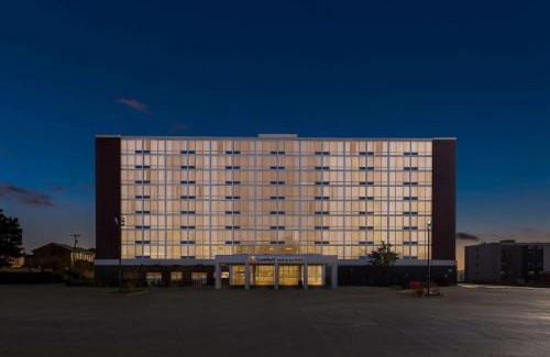 South Central Omaha Hotel | Comfort Inn & Suites Omaha Central