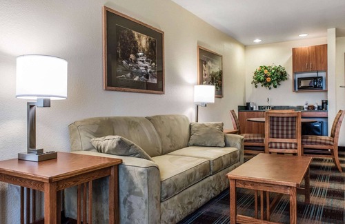 Sheridan Hotel | Comfort Inn & Suites Sheridan
