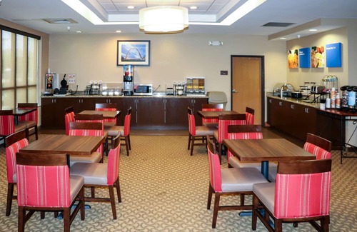 Miner Hotel | Comfort Inn & Suites Sikeston I-55