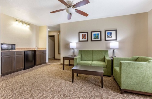 Surprise Original Townsite Hotel | Comfort Inn & Suites Surprise Near Sun City West