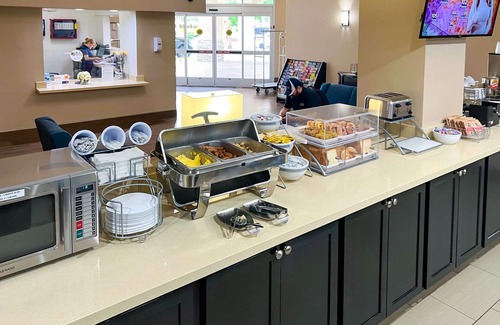 Surprise Original Townsite Hotel | Comfort Inn & Suites Surprise Near Sun City West