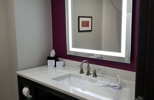 Tulsa Hotel | Comfort Inn & Suites Tulsa I-44 West - Rt 66