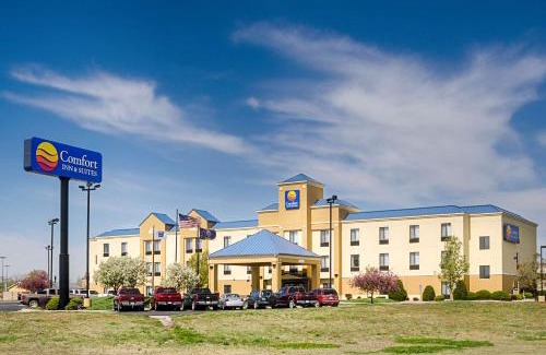 Hutchinson Hotel | Comfort Inn & Suites