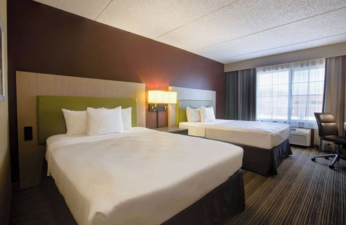 White Bear Lake Hotel | Comfort Inn & Suites St. Paul Northeast