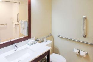 Wilkes-Barre Hotel | Comfort Inn & Suites Wilkes Barre - Arena