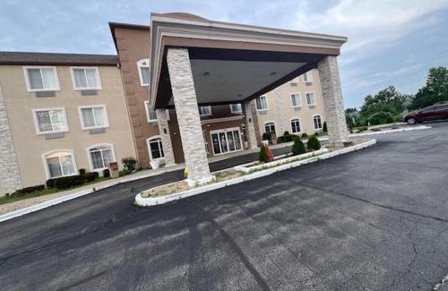 DeKalb Hotel | Comfort Inn