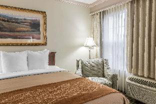 Plainwell Hotel | Comfort Inn