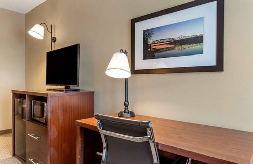 Warrensburg Hotel | Comfort Inn Warrensburg Station