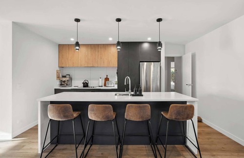 Lower Shotover House | Comfort Meets Convenience | Family Home on Headley