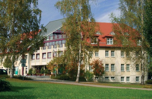 Neustadt in Sachsen House | Comfort room, shower, WC - Parkhotel Neustadt