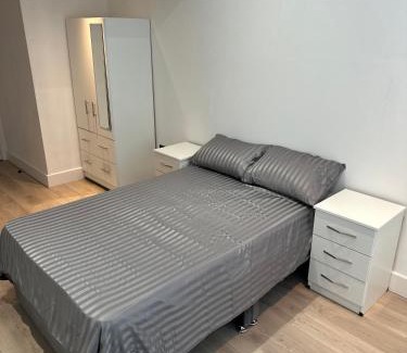 Streatham Hill House | Comfort Rooms - Streatham Hill