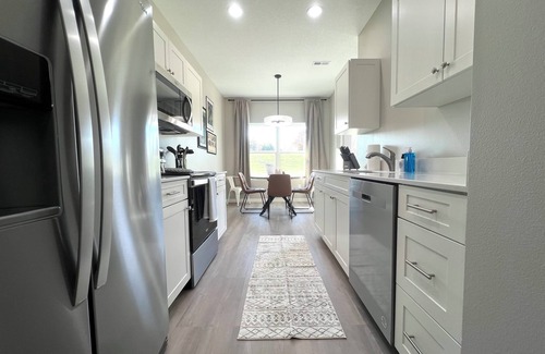 Cedar Falls House | Comfort & Space: 3 King Beds, Large Rooms, Attached Garage!