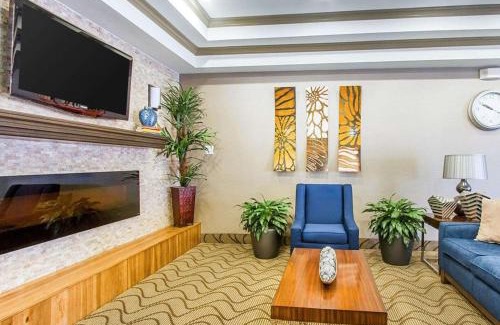 Abilene Hotel | Comfort Suites Abilene Central