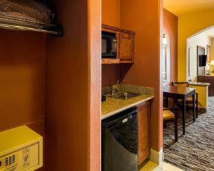 McAllen Hotel | Comfort Suites At Plaza Mall