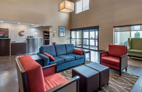 Auburn Hotel | Comfort Suites Auburn near I-69