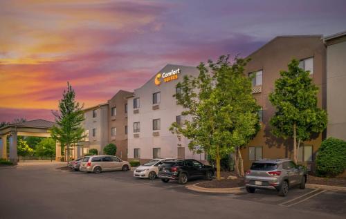 Auburn Hills Hotel | Comfort Suites Auburn Hills-Detroit