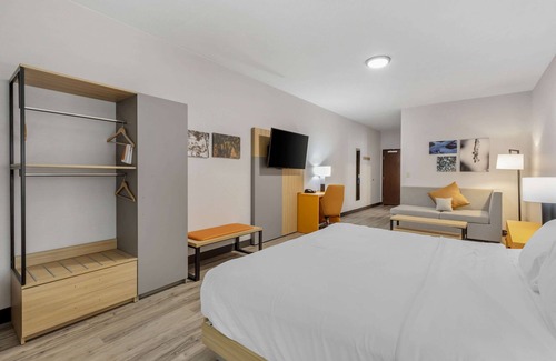 Cheyenne Hotel | Comfort Suites Cheyenne