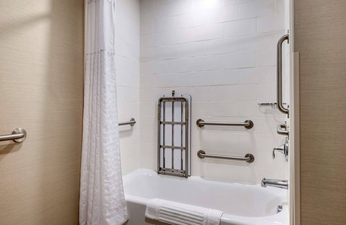 Northeast Columbus Hotel | Comfort Suites Columbus Airport