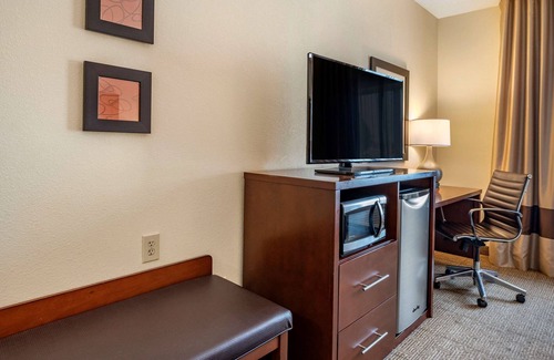 Columbus Hotel | Comfort Suites Columbus West - Hilliard
