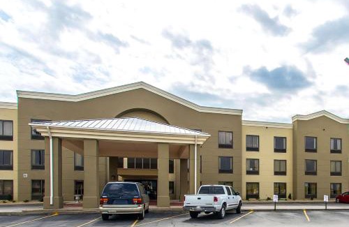 Effingham Hotel | Comfort Suites Effingham Central