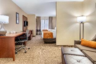 Elkhart Hotel | Comfort Suites Elkhart South