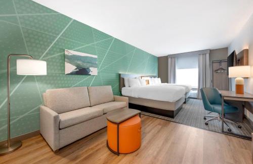 Saint Marys  Allen County Hotel | Comfort Suites Fort Wayne - Southwest